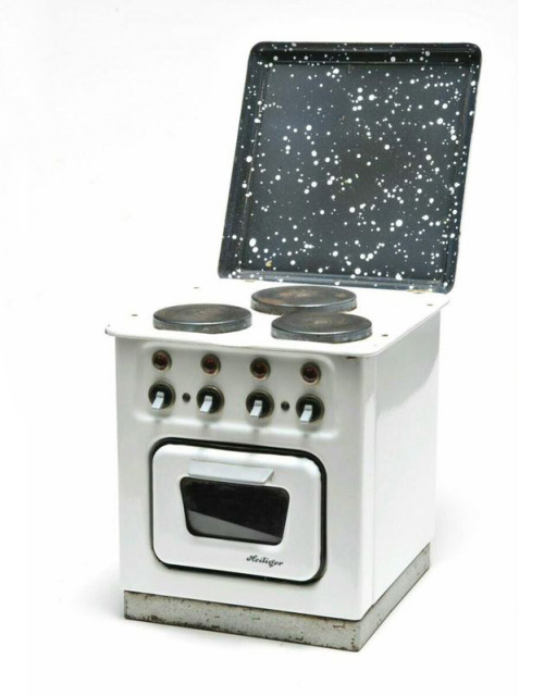Electric stoves for children, 1920-1976. Made by Märklin, Goro, RuWo, MFZ, Heiliger, Schweiger,