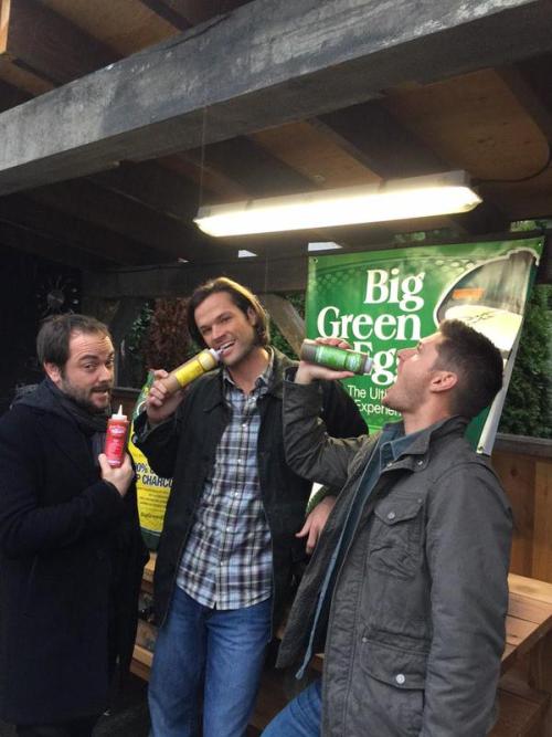 ssjdebusk:  meanwhile jensen [x] 