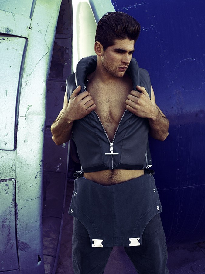 eddy-eddy:  Ryan Bertroche by Dean Isidro
