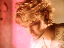throwbackblr:  “Take On Me” by A-ha (1984)  