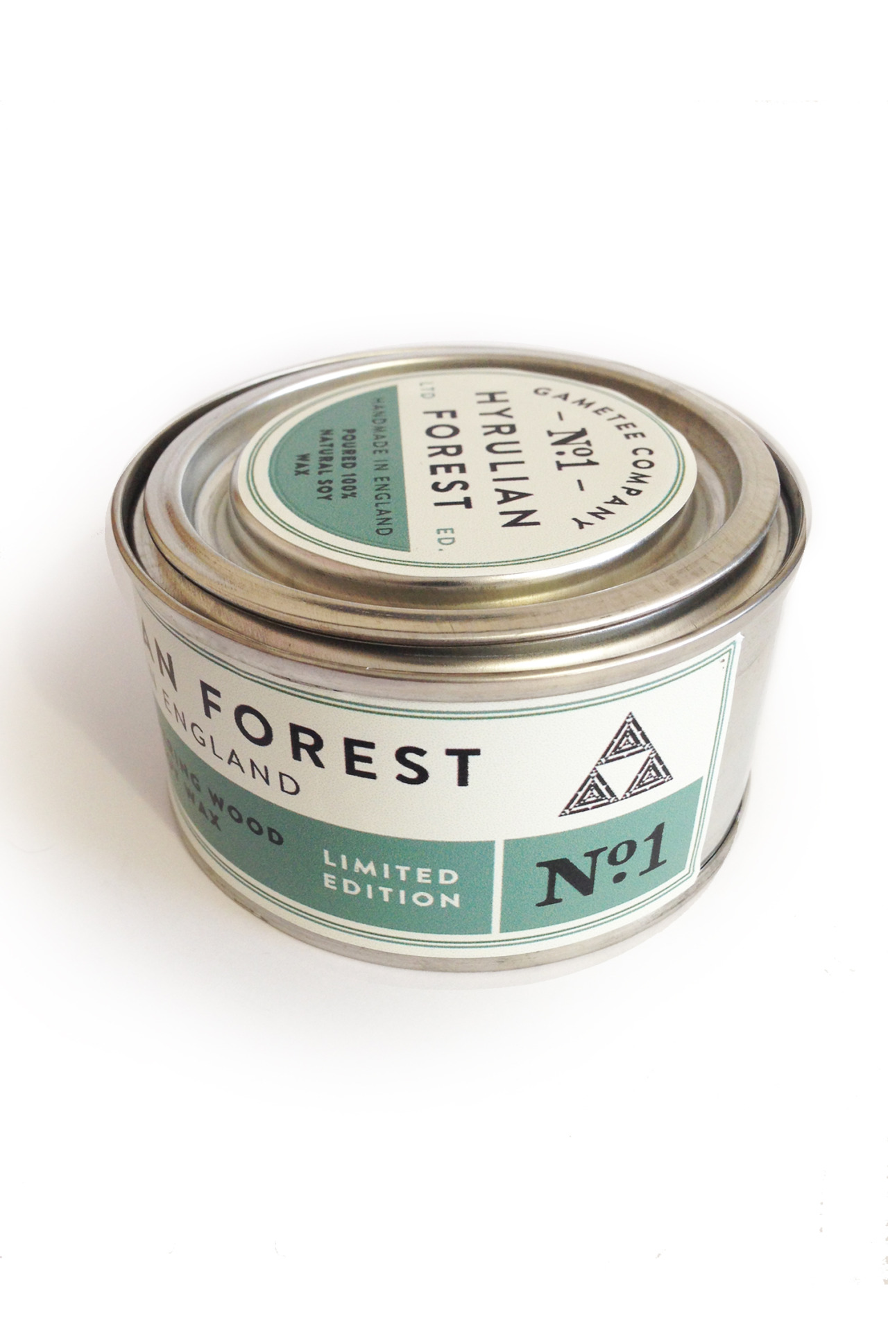 it8bit:  Gaming-inspired Candles from GameteeNo.1 - Hyrulian Forest - Inspired by