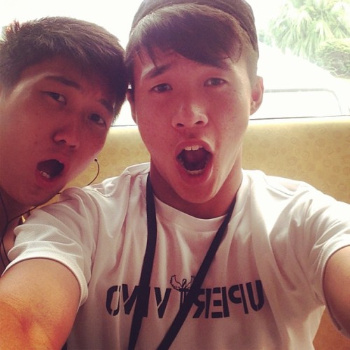 merlionboys:  Oh boy. Finally something for midweek Wednesdays. http://merlionboys.tumblr.com/ 