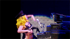 dreamingwithgaga:  Lady Gaga - Speechless (The Monster Ball Tour at MSG) 