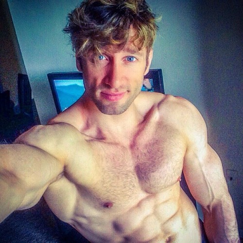 malefeed:   acrodave: Working on Saturday…let’s do it with a smile! http://ift.tt/1cGrWUI #davidezongoli #acrodave #body #muscle #instaboy #instafitguy #befitguy #fit #fitguy #hot #bestoftheday #artist #sexy #passionfitness #poledancer #ilikeguyswholift