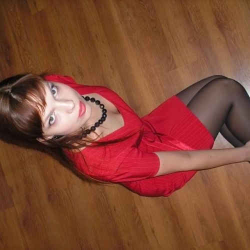 thirtysevenmistakes: nylongirl73• deewiper-pantyhose.tumblr.com Find more than 84.000+ P