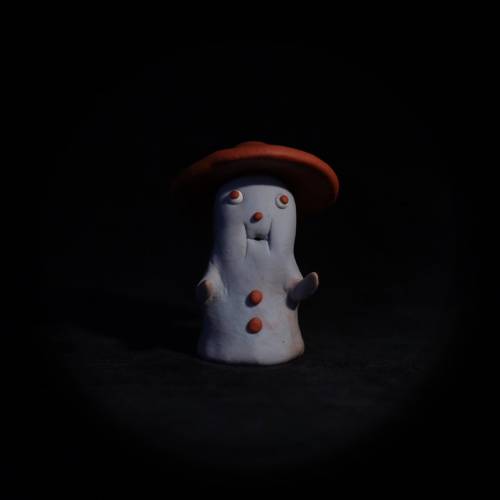 figdays:  Little Guy Sculptures by BardoBreadx • x • x   x • x • x  