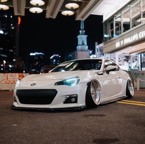 @alex.brzzz Bagged BRZ looking right on some super wide white BBS RS  Photographer @caseyayyeee  @bb