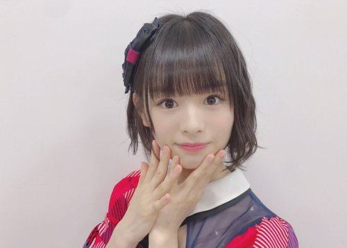 高倉萌香さんのツイート: 遅くなりましたが、 昨日の公演の髪型です！！ 多分きっと初めて公演でしたかも のえがきめてくれたんだ〜☺️✌️ 普段違う髪型にする機会が少ないのでなんだか楽しかったです ht