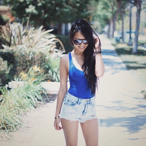 world-of-asian-beauties: Always catching me when I smile : @shrafy #christyytruongg @ohitschristy cu