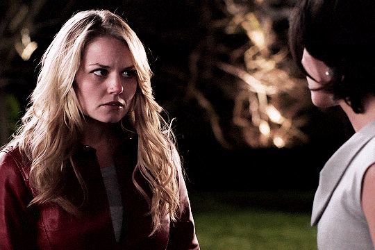 roxton: Emma “not as straight as she thought before” Swan meeting Madame Mayor for 