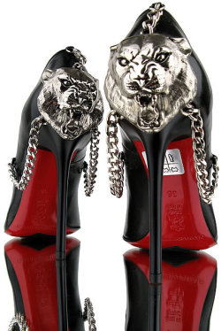 alwayshiskat:  ~ahk~ Love these shoes :)  