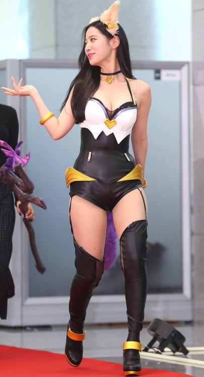 [HQ] Johyun Ahri cosplay at OGN’s Game adult photos