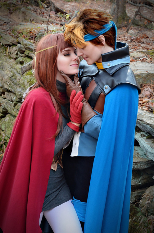 This photoshoot made me incredibly happy! I love this couple! Odessa is @metaphorescent. Flik cospla