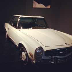 Katiedahlia:  Elvis’ Cars
