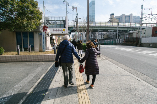 To Tsutenkaku.Canon 5D & 24-105mm f/4L. Dec, 2016.