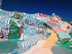 cosmicroots:Salvation Mountain