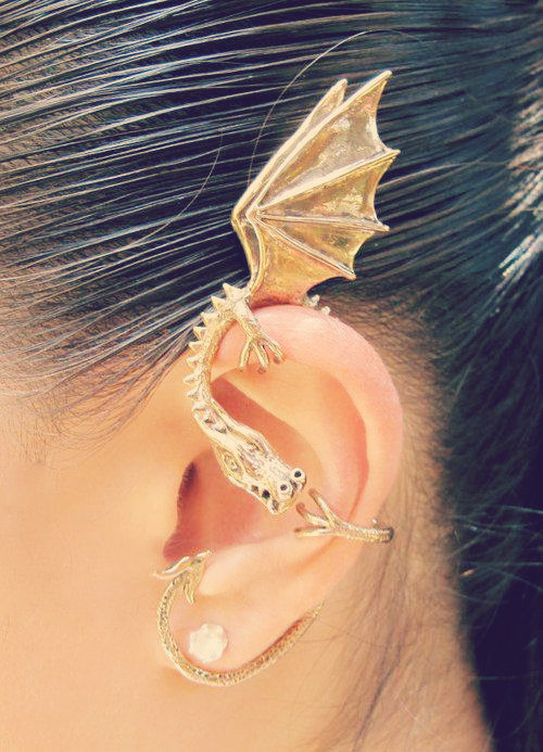 monochronyx:  themuseincarnate:  cloudshroom:  I would pierce my ears just to wear these.  I want these all right now!!!  WANTS 