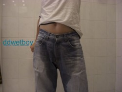 Ddwetboy:oh Oh, It’s Not Good Without Diapers For Me.