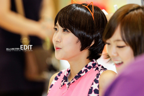 130707 Daejeon Fan Sign Event  (cr. EDIT @ HELLOVENUS STUDIO)