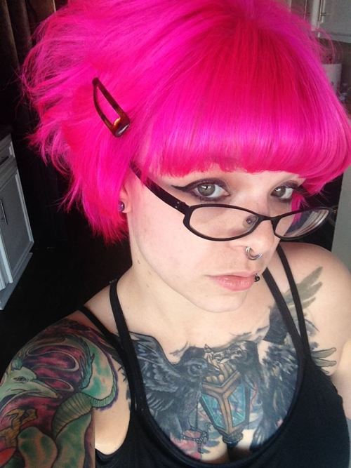 Retouched my roots and pink for a photoshoot tomorrow! My custom blend of Manic Panic &ldquo;Hot Hot
