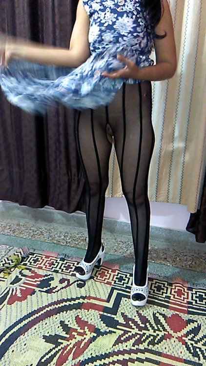 Porn Pics kumarkamini:  #sexy dress with stockings