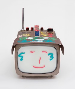 nyctaeus:Nam June Paik, Transistor Television, permanent oil marker and acrylic paint on vintage transistor television, 2005