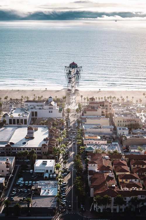 Porn Pics viciousclass:  Huntington Beach.