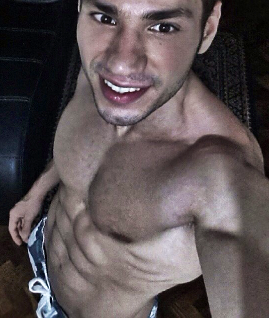 yumyumasianhunks:  yum yum Asian hunks. check out my blog