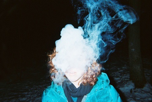 smok-er:  off with your head. on We Heart Ithttp://weheartit.com/entry/69967211/via/superficialfish