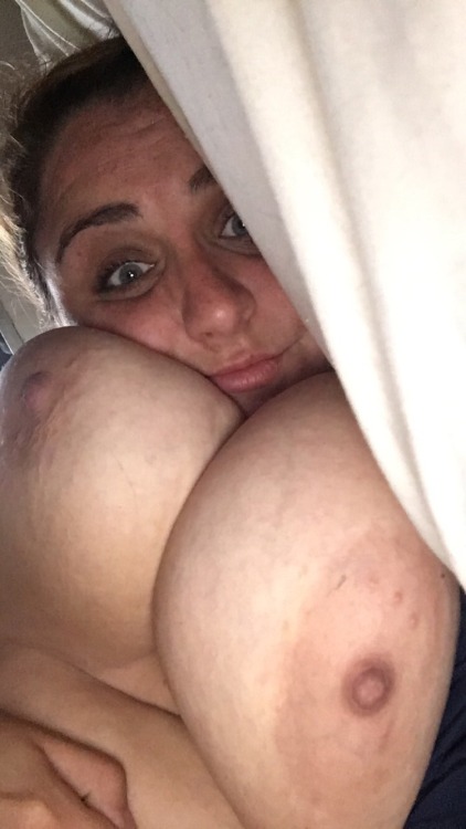 playthatdirtygirl: then there was when I was crushed by my own boobs