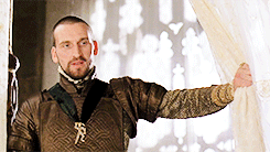 pinchtheprincess:  oodwhovian:  Christopher Eccleston in Elizabeth.  IF YOU DON’T THINK CHRISTOPHER ECCLESTON IS AS HOT AS GEORGIA ASPHALT, YOU’RE WRONG.  