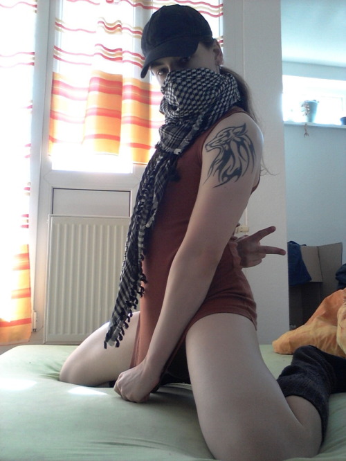 it´s a bit cold today, so i put a cap and a scarf on ;-*reblog as you wish &lt;3