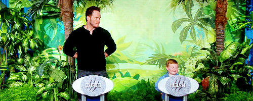 iamnevertheone: Ellen: He’s throwing it in your face! Dino Wrong or Dino Right