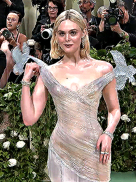 ELLE FANINGattends The Met Gala (May 06, 2024)