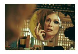 theaterforthepoor:    Julianne Moore in Tom