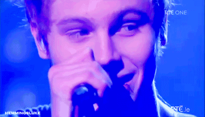 hemmingsluke:  it’s like he’s staring into my soul 