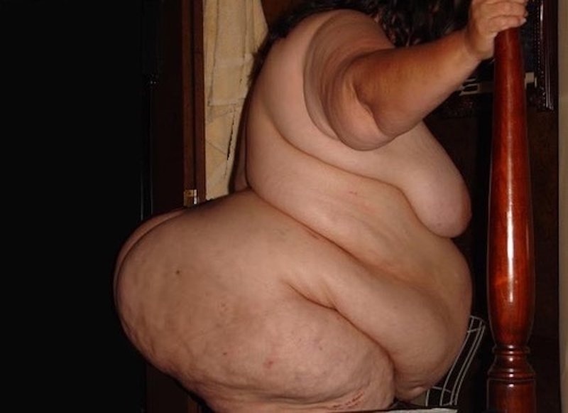 7yo1lo3:  hillenjoe:  HUGE BELLIES  Amazing 