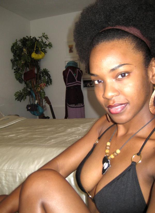 jaiking:  Follow me at http://jaiking.tumblr.com/ You’ll be glad you did.Hello