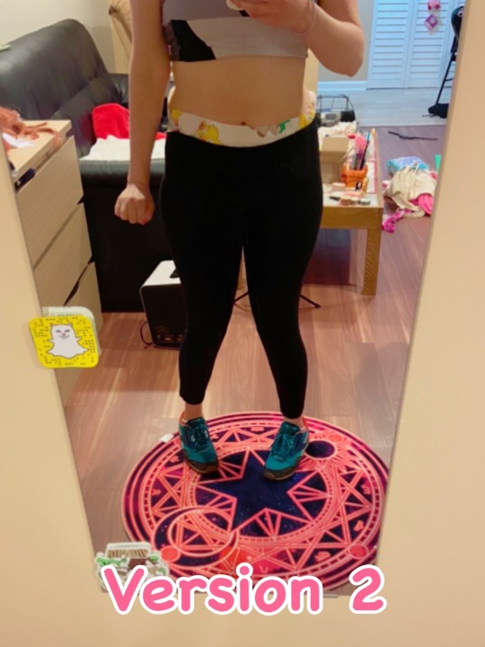 littlejellybee-deactivated20221:So during the quarantine I like to try and keep in shape! When I work out I need to wear the proper outfit…but…sometimes I’m not sure which outfit to wear…what do you guys think? Which version is