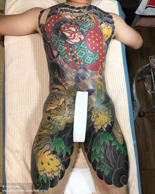 By Horitada, done in Tokyo. http://ttoo.co/p/36046 backpiece;big;facebook;horitada;japanese;twitter