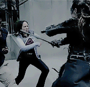 smoloswald:High School Yearbook Award.The 100 + best hair: Commander Lexa kom Trikru.               
