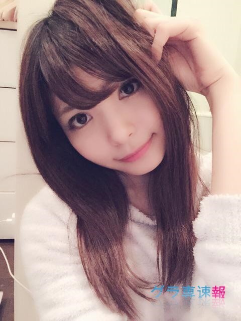 acricket86:  【グラビア33枚】エイベックスに現れた大型新人　西谷麻糸呂の自画撮り画像まとめ(・∀・)ﾓｴｯｗｗｗｗｗ