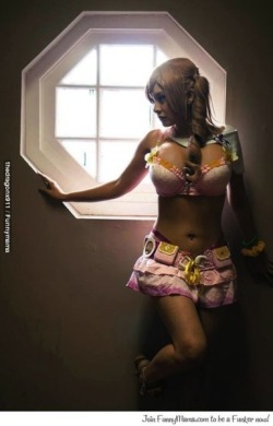 cosplaycarnival:  For more Hot Super Hero ladies check out http://cosplaycarnival.tumblr.com