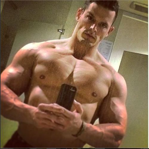 XXX skyjane85:  Jessie Godderz  (taken from Jessie’s photo