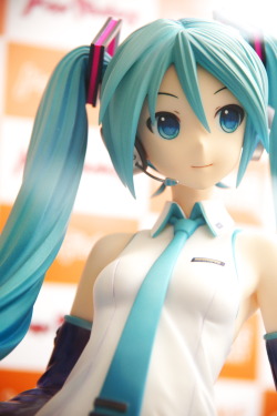 tsuzurunest:2015/Mar/14　Volks Akihabara Hobby Tengoku”初音ミクV3 (&frac14; FREEing )”