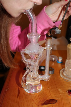 kuush-queen:  This rig might be my favorite. 