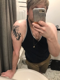 oldbaton:It’s been a year since I’ve gotten to lift SERIOUS weights and my arms