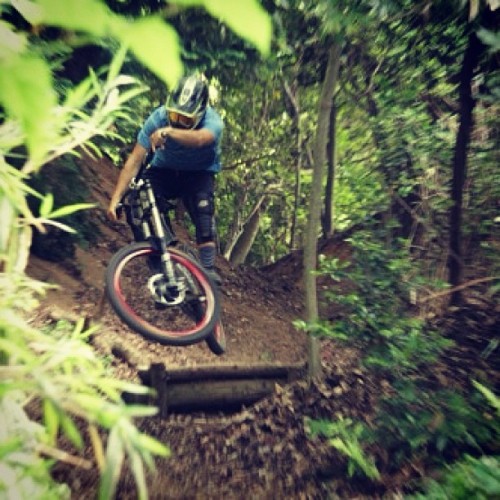 mtbdirty: sickboy23:  Trip to Kagawa  #kagawa #downhill  More pics here