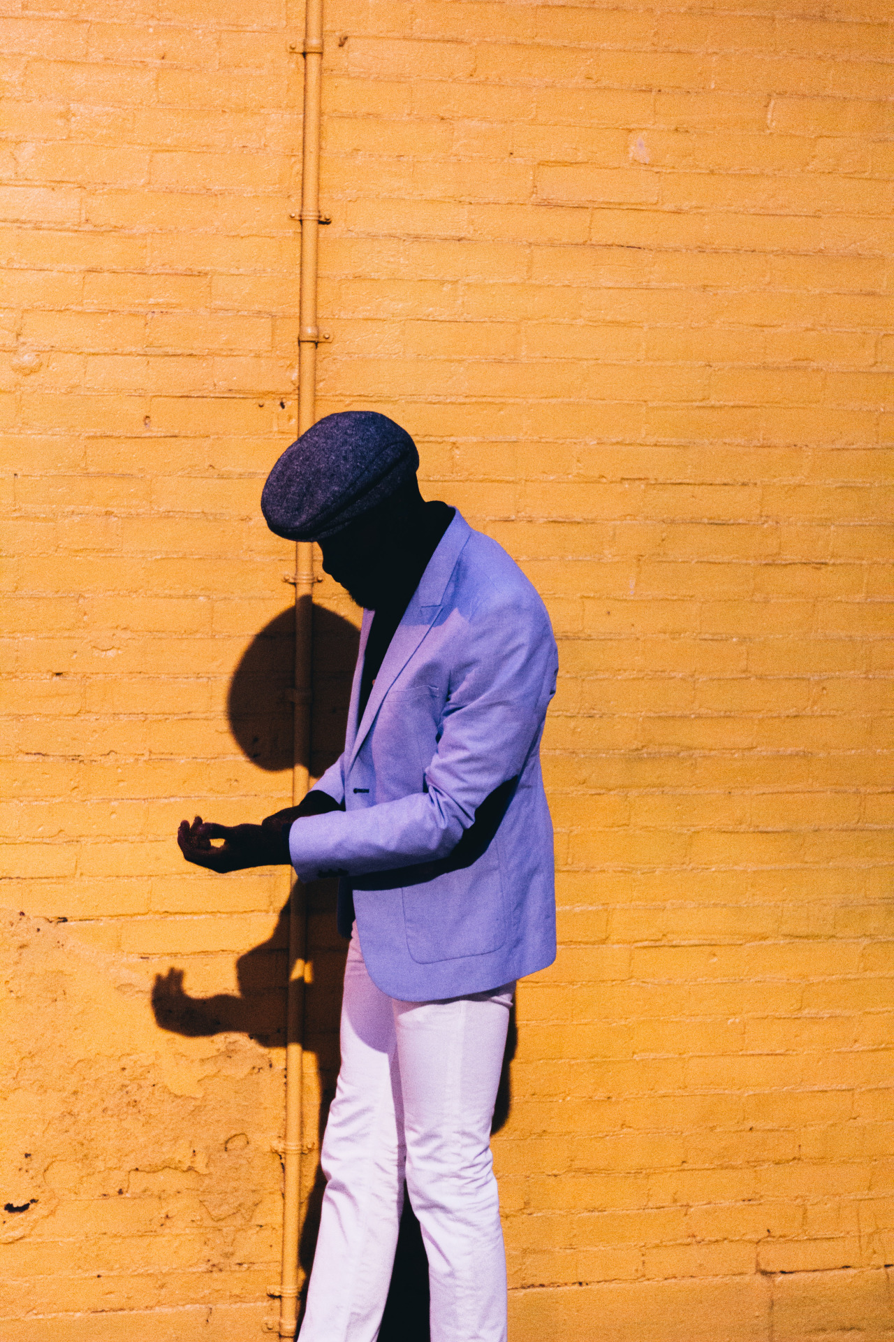 ahmirsali:  ‘Studying Colors’Photo By: dvvinciwww.dvvinc.coInstagram: dvvinci