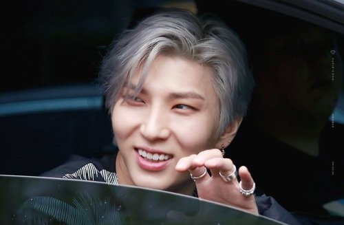 prince-taekwoon: do not edit | © cupid’s bow 